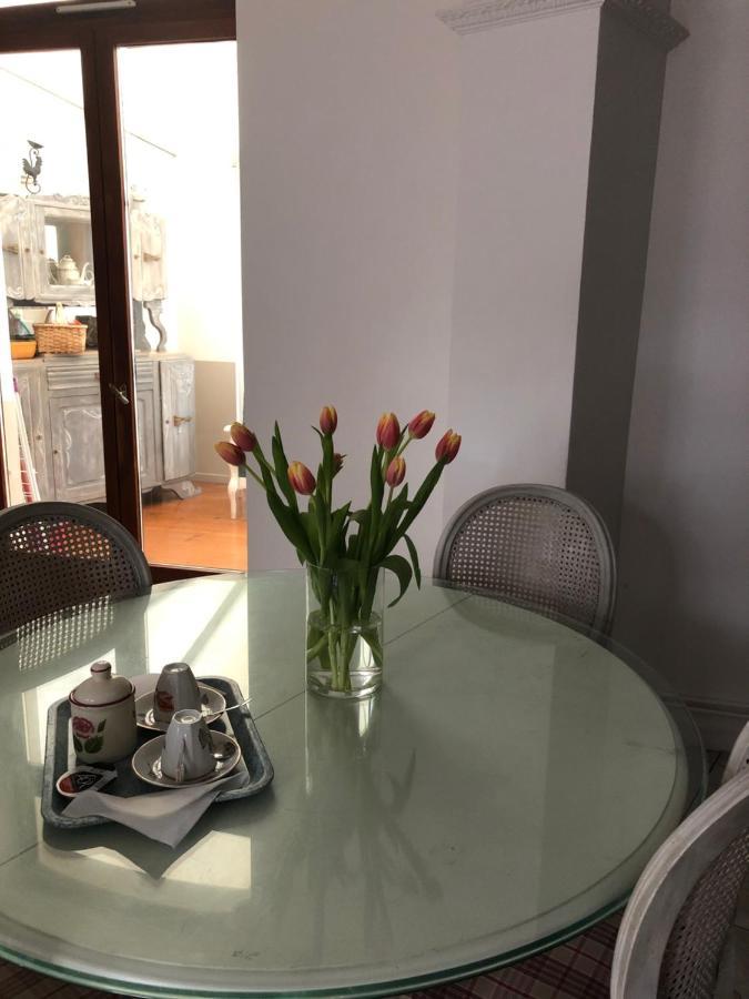Casa Isabel Dias Apartment Hem Екстериор снимка
